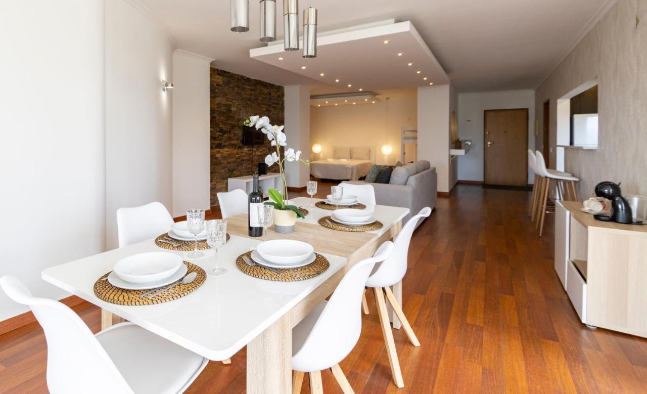 Spaceful In Albufeira